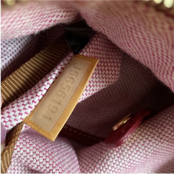 Dooney & Bourke Dillan Large Shoulder Bag Red - Picture 11 of 16